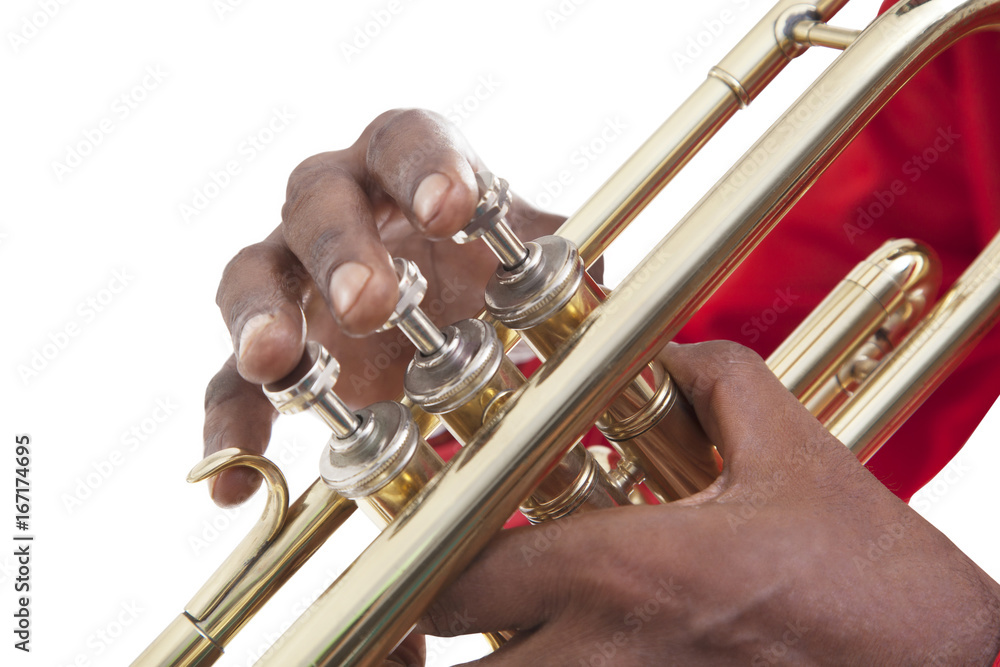Obraz premium Close-up of hands on trumpet