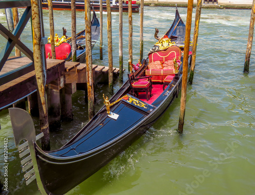 Venice - Gondola on The Grand Canal © Veniamin Kraskov