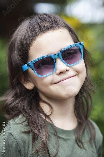 Portrait of asian girl with sunglasses © Radarani