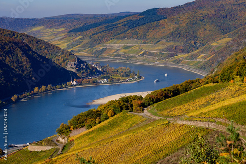 Der Rhein bei Assmannshausen im Herbst © fotografci