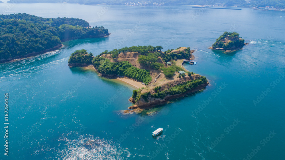 能島（愛媛県今治市／しまなみ海道）　空撮