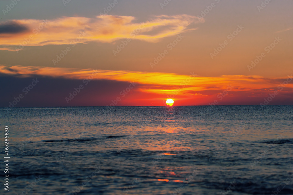 Obraz premium Sunrise at sea