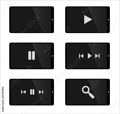 Ensemble de tablette noire et blanche, moderne et réaliste avec options de lecture, communication, film, internet et musique