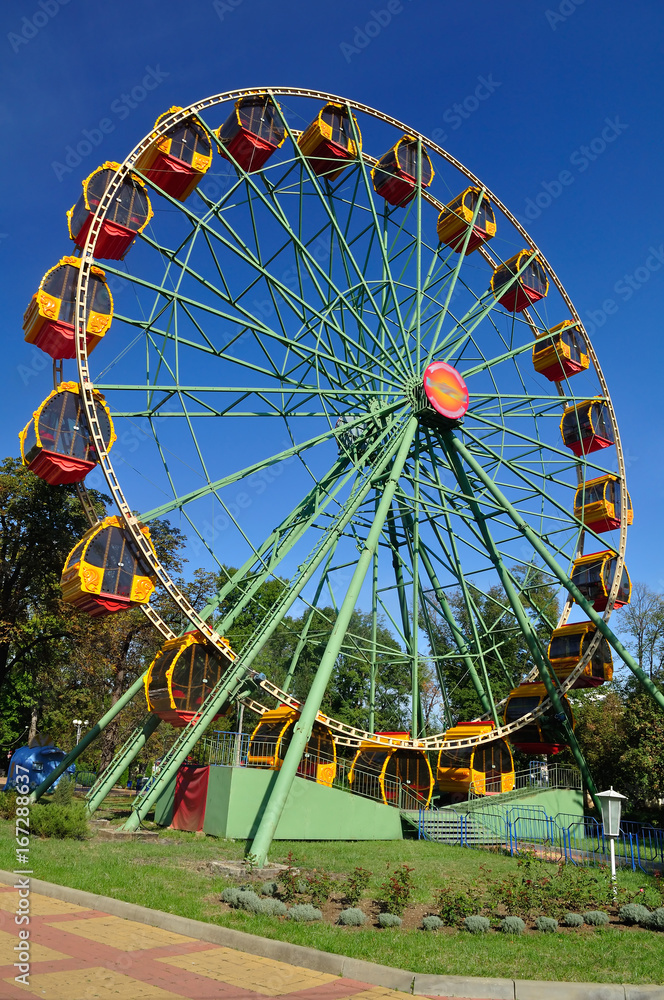 Ferris wheel in the park. Maikop. Adygea. Russia