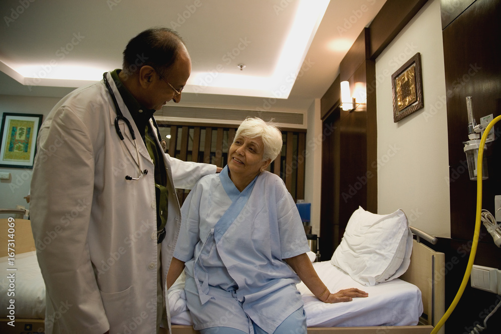 Obraz premium Doctor with his patient 