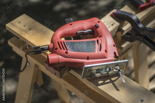 jig saw put on work space