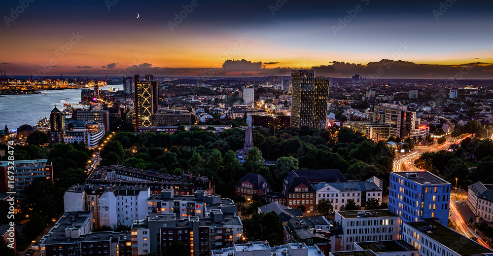 Hamburg skyline at night