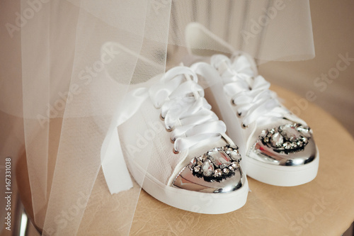красивые туфли невесты