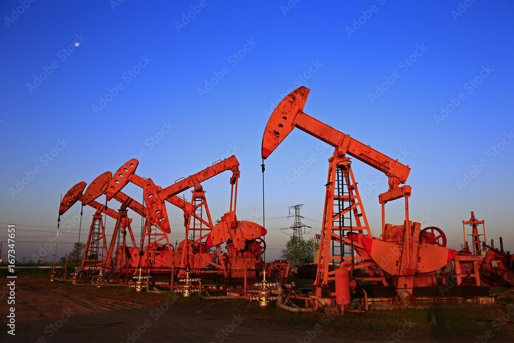 The oil pump, industrial equipment The oil pump, industrial equipment