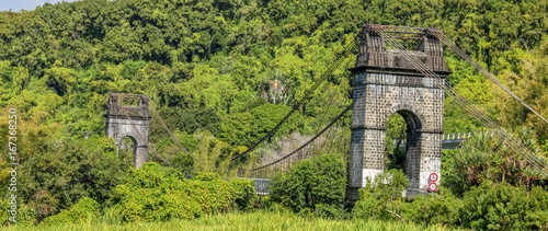 Pont suspendu
