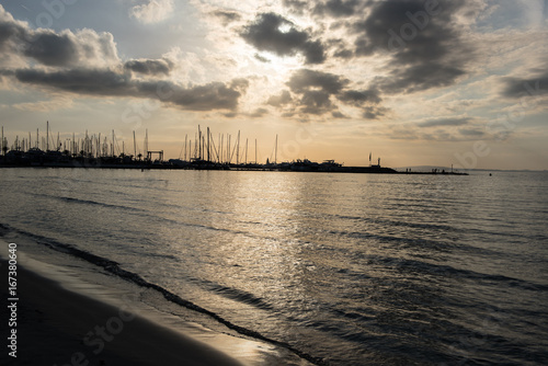 Siluette vom Hafen in s Arenal auf Mallorca