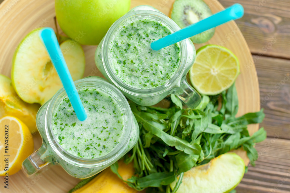 Fresh green smoothy drink Fresh green smoothy drink