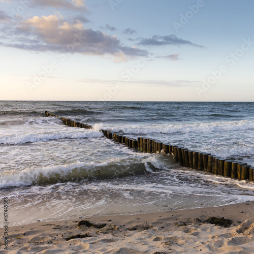 Abendstimmung an der Ostseek  ste  Ostseebad K  hlungsborn  Mecklenburg-Vorpommern  Deutschland