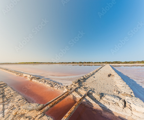 Konstfotografi Structure of water channels in the salt flats of the island of Formentera, Spain