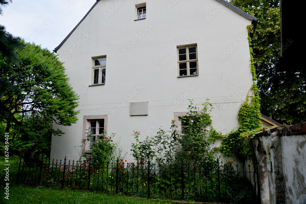 Friedrich Nietzsche (Geburtshaus und Kirche)