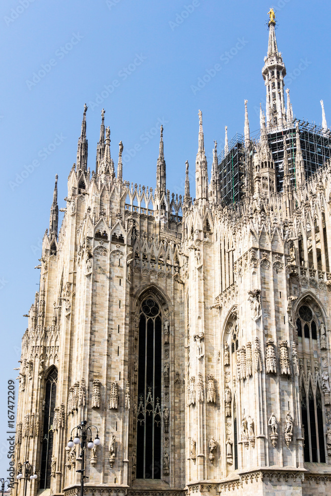 Milan Cathedra, Domm de Milan is the cathedral church