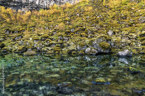 Botnstj  rn See im Herbst  Asbyrgi  Island