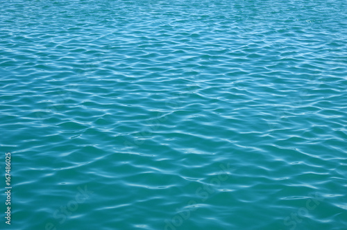Blue water background © Alekss