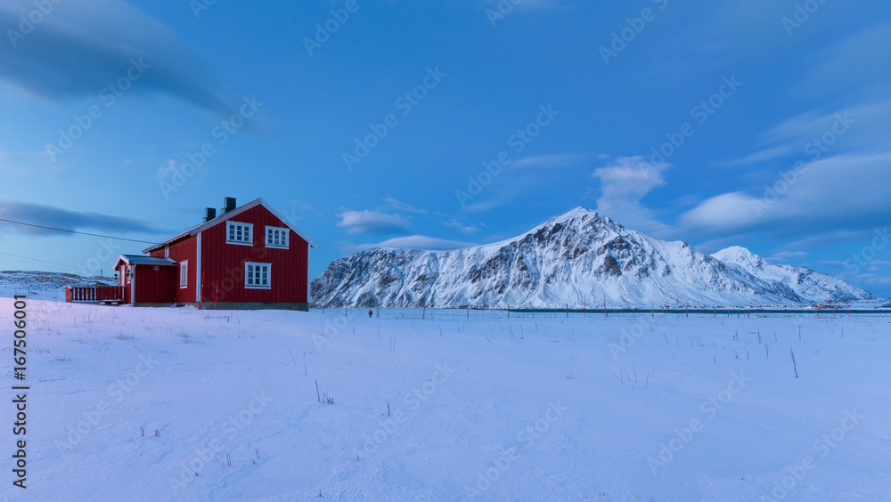 Red House, Lofoten
