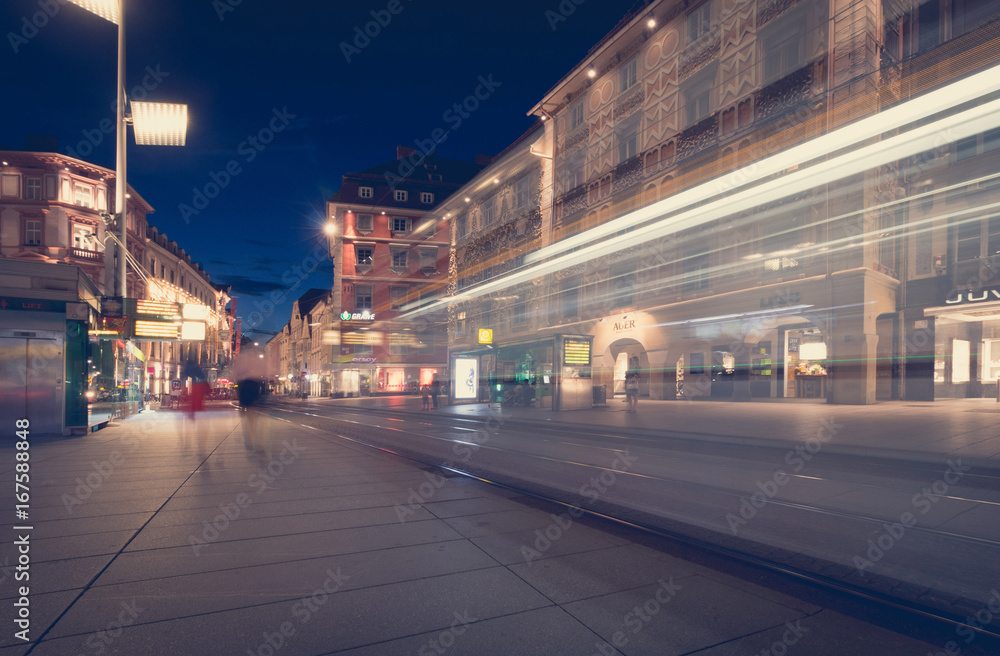 Öffentlicher Verkehr, Nacht, Graz