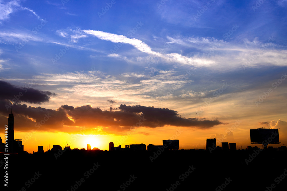 silhouette of cityscapes bangkok city on sunset sky background, thailand