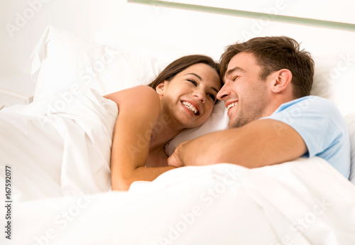 Dating on bed