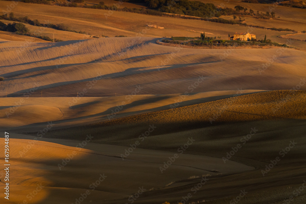 Fototapeta premium Tuscany, Italy - Tuscany landscape with rolling hills