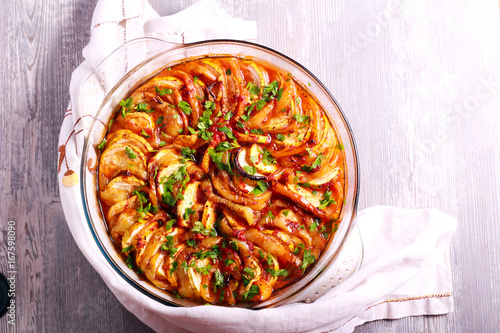 Baked vegetables in tomato sauce