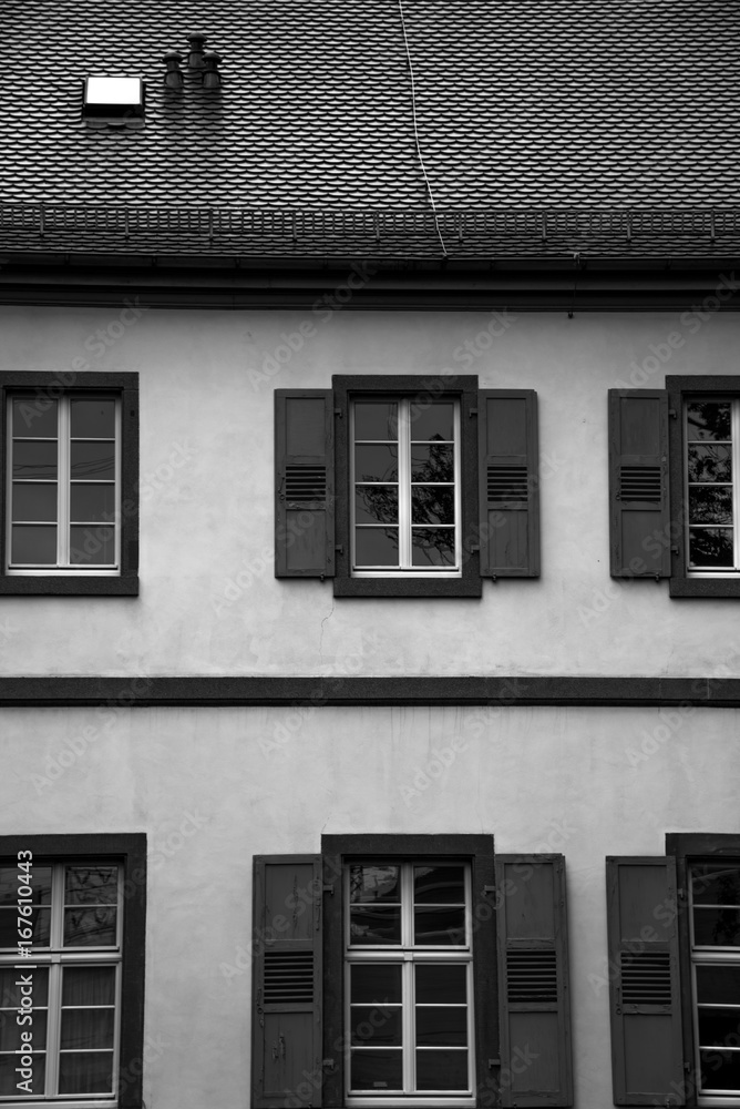 Obraz premium das dunkle Haus