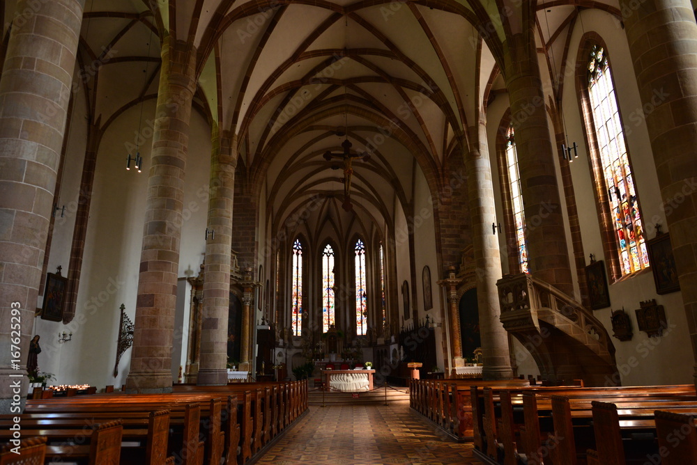 Innenansicht der St. Nikolaus Kirche in Meran - Südtirol 