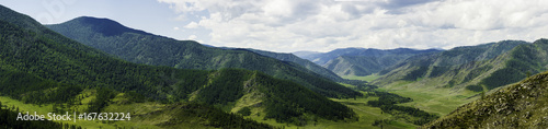 Panorama of the Altai Mountains © faustasyan