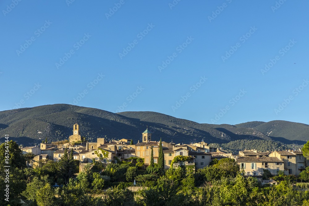 scenic view to the village of Lourmarin in France