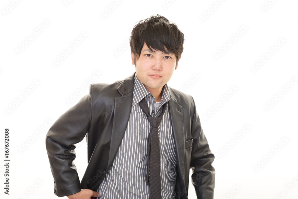 微笑む男性 微笑む男性