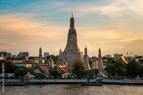 Wat Arun in Bangkok during golden hour.