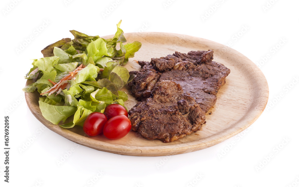 grilled meat : beef ( lamb ) garnished with tomatoes ,tomatoes