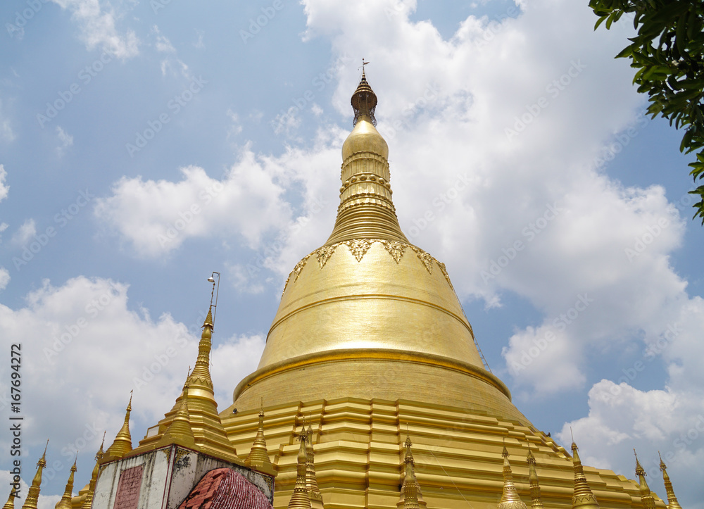 Shwemawdaw Pagoda in Yangon, Myanmar