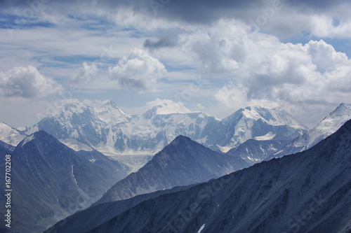 Snowed peaks of the Beluha Mountain, Altai © Crazy nook