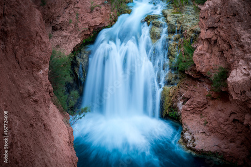 Havasupai Waterfalls in Arizona © jon manjeot