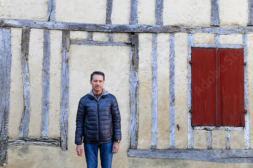 red window-labastide d.armagnac-france-europe photo