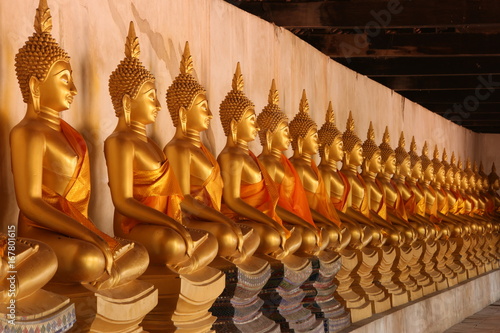 Buddha statue