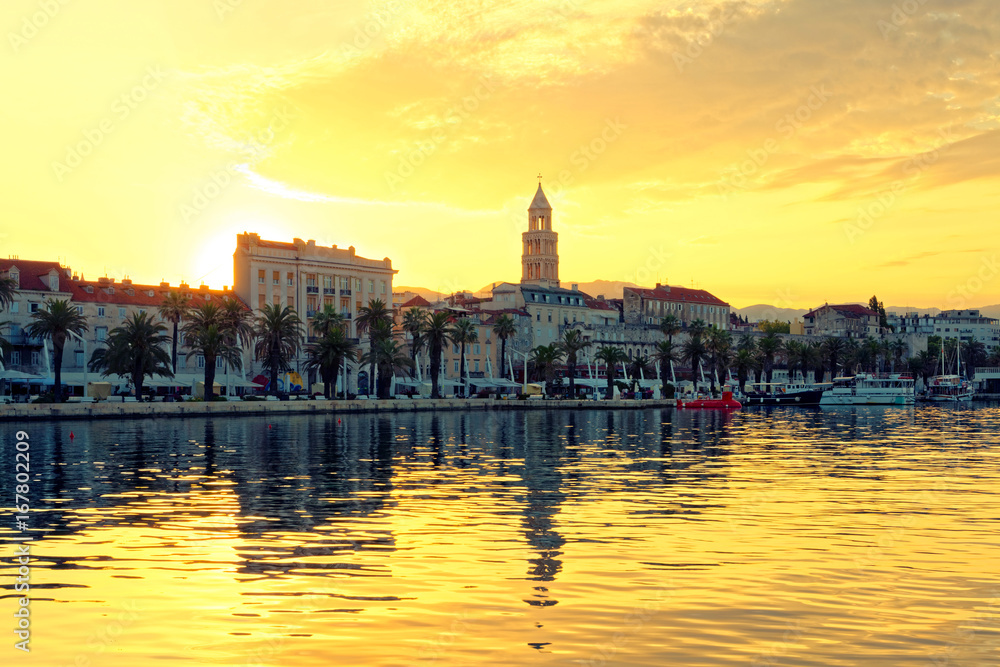 Obraz premium Split city view at golden hour from the side of sea - Dalmatia, Croatia