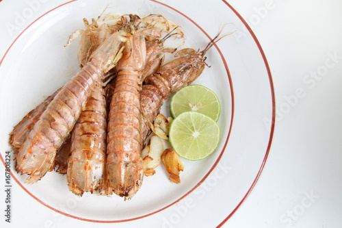 Garlic fried mantis shrimp