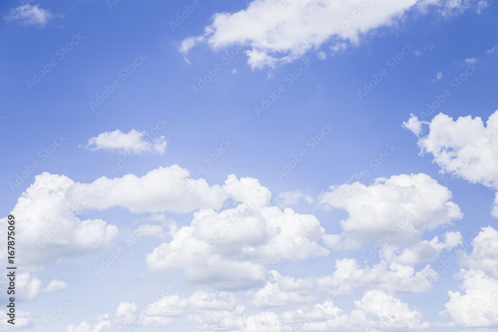 Blue sky background pattern with a beautiful white mist.