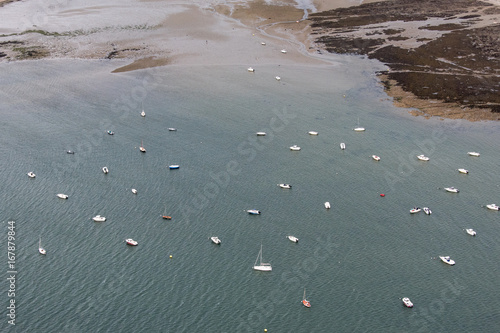 Vue aérienne du port de Penvins dans le Morbihan en France photo