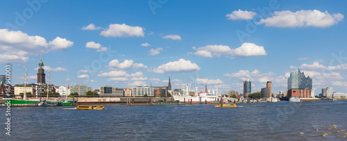 Hamburger Hafen © magele-picture