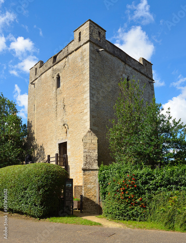Longthorpe Tower a 14th-century three-storey tower in the village of Longthorpe, famous for its well-preserved set of medieval murals.
