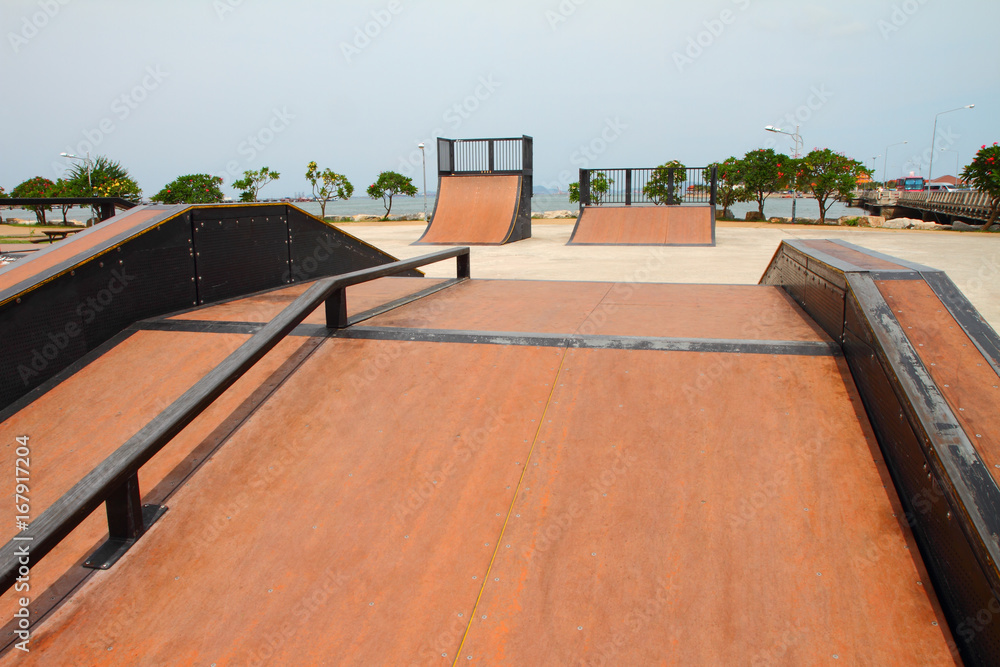 Fototapeta premium nice skate and other sports park