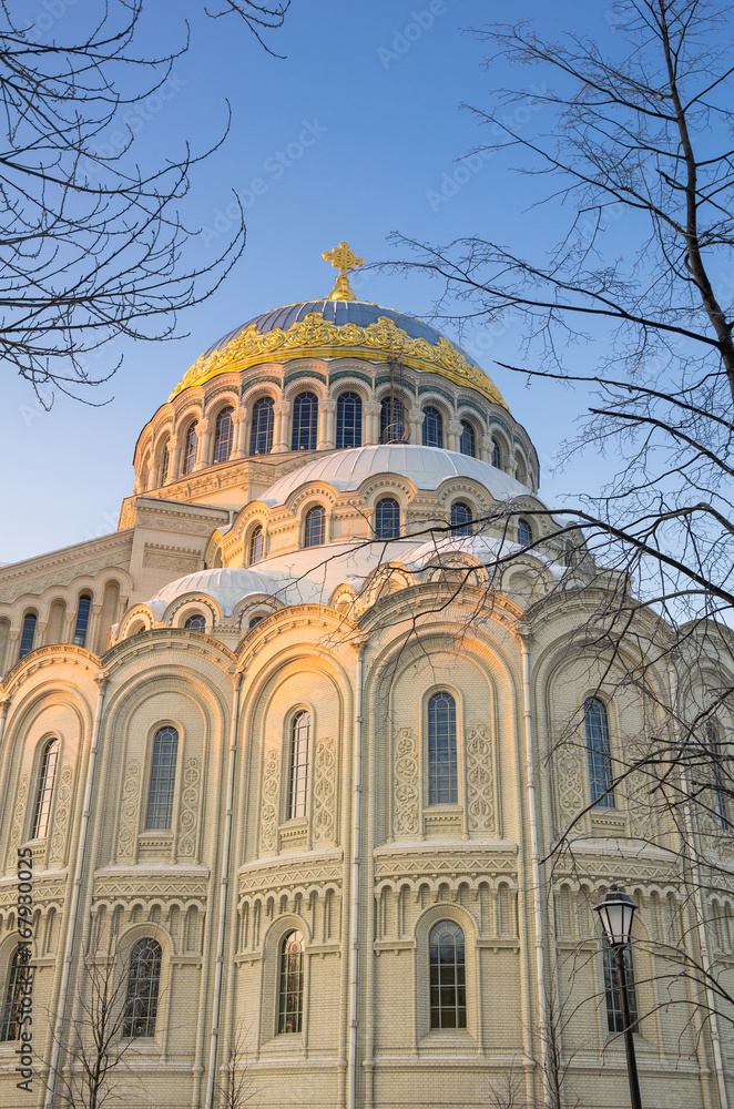 Fototapeta premium Naval cathedral in Kronshtadt