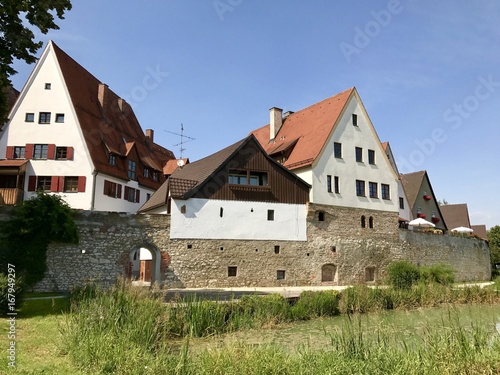 Wallpaper Mural Stadtmauer in Lauingen (Schwaben, Bayern) Torontodigital.ca