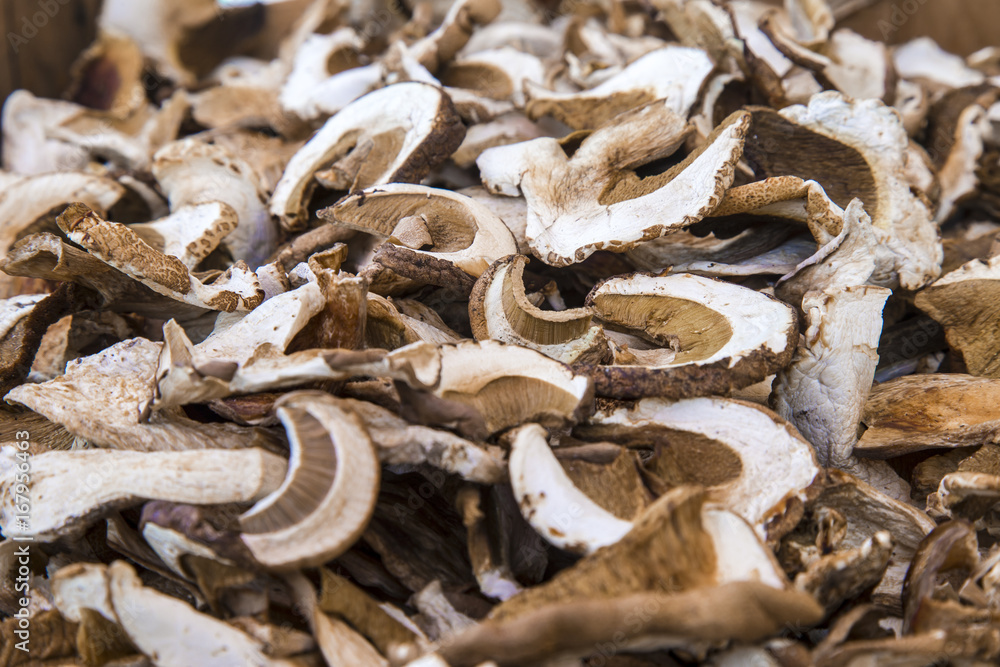 Dried Penny Bun mushrooms Dried Penny Bun mushrooms
